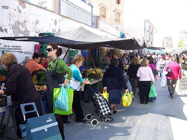 El mercado semanal del día 10 de diciembre se atrasará al jueves 11