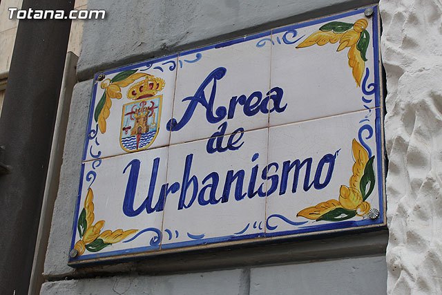 Ningún funcionario adscrito al área de Urbanismo tiene reconocida la compatibilidad para el ejercicio de actividad privada