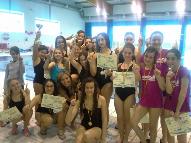 El Club Move de Totana participó en el I Campeonato Escolar de Natación Sincronizada Región de Murcia