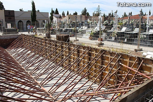 Se amplía la zona nueva del Cementerio Municipal 'Nuestra Señora del Carmen' con la construcción de 32 nuevas fosas