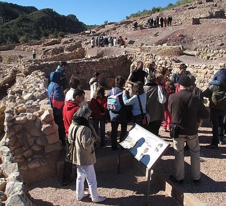 Se amplían los horarios y servicios del yacimiento arqueológico 'La Bastida'