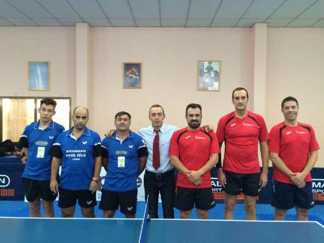 2ª nacional. Victoria 5-1 en el primer partido de liga del Club Totana Tenis de Mesa