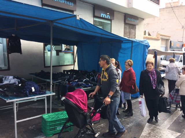 Esta semana el mercadillo semanal de Totana se adelanta a mañana y el de El Paretón-Cantareros al jueves