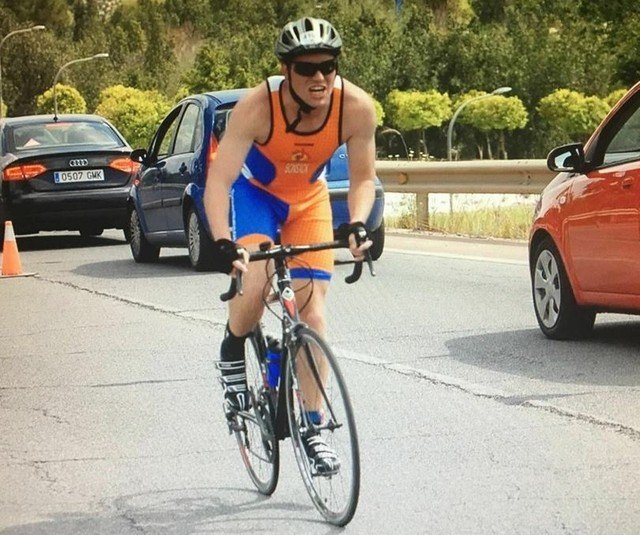 Thomas Bonsack, miembro del club Totana Triathlón, participó en el Halo Triatlón Sevilla