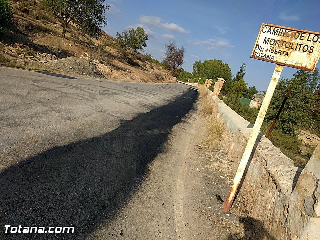 Comienza el plan de choque para parchear los caminos rurales con más necesidades del municipio