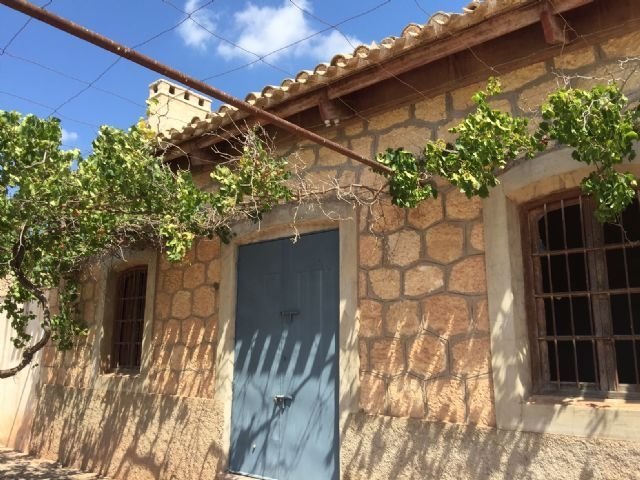 La Mancomunidad de los Canales del Taibilla cede al Ayuntamiento la Casa del Guarda para usos de interés público