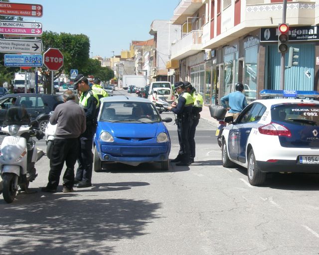 La Policía Local colabora en una nueva campaña de la DGT sobre control de la tasa de alcohol y presencia de drogas en conductores