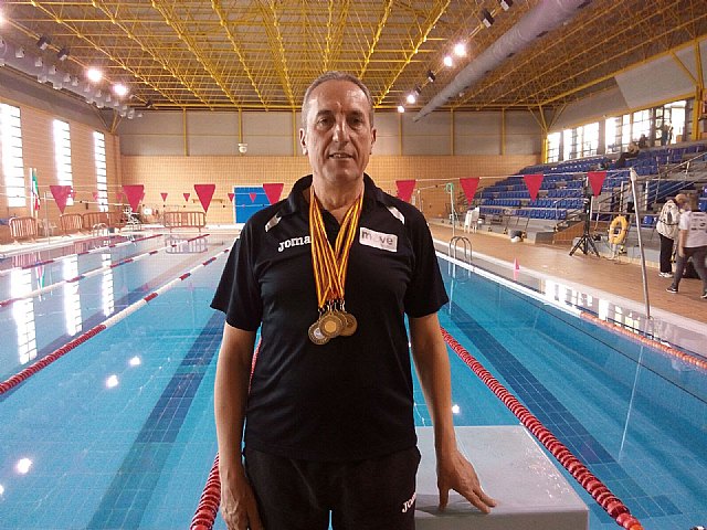 El totanero José Miguel Cano participó en el IV Open Master de Natación en Murcia