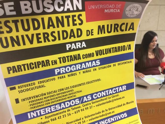 Se amplía al ámbito sociosanitario el programa de Voluntariado Universitario que se realiza en Totana, junto con el de refuerzo educativo para el curso 2016/17