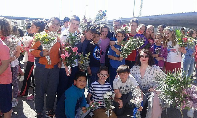 Celebrando el día “grande” del CEIP La Cruz