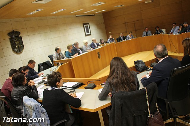 PP: 'El equipo de gobierno del pacto de izquierdas junto a Ciudadanos suben los impuestos y tasas a los totaneros'