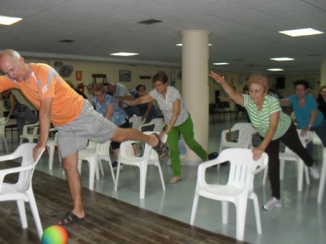 Comienza el programa de 'Gimnasia para Personas Mayores', organizado por la Concejalía de Deportes, en el Centro Municipal de Personas Mayores