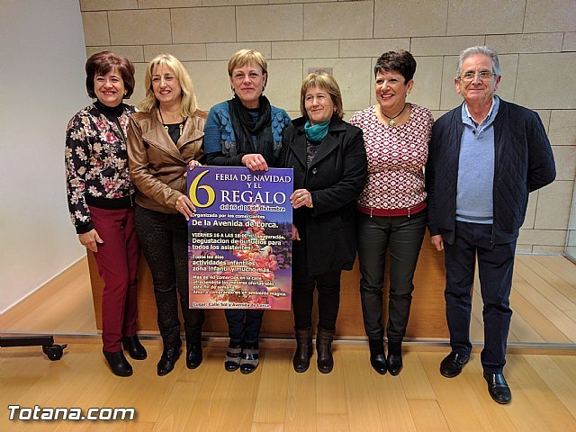 La 'VI Feria de Navidad y el Regalo' de la Avenida de Lorca se celebra este próximo fin de semana