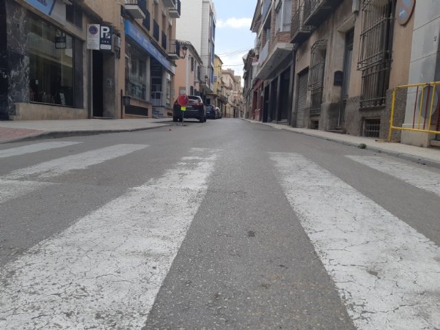 Cortarán mañana jueves la avenida Santa Eulalia al tráfico rodado, de 8:00 a 15:00 horas, para realizar trabajos de repintado de la señalización horizontal