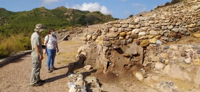 Comienzan las obras de mejora de consolidación de estructuras arquitectónicas preshistóricas en el yacimiento arqueológico de La Bastida