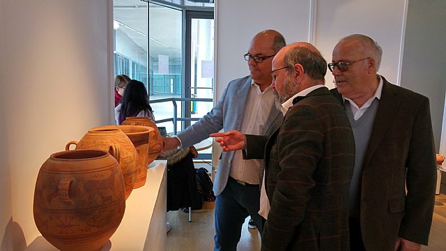 La Sala de Exposiciones de la Universidad Autónoma de Madrid acoge la exposición La Familia Bellón 300 años de tradición Alfarera en Totana (Murcia)