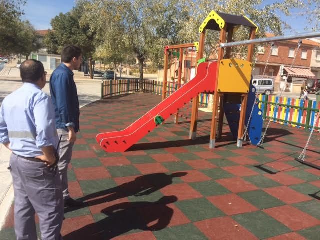 El recinto ferial ya cuenta con un nuevo parque con juegos infantiles