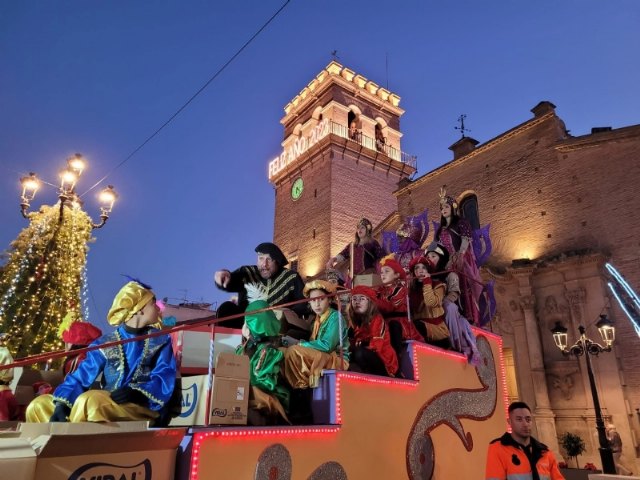 Firman un convenio de colaboración con la Federación de Peñas de Carnaval de Totana para colaborar en la visita de Papá Noel 2024 y los Reyes Magos 2025