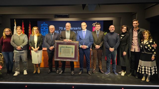 El IES Juan de la Cierva y Codorníu de Totana celebra su 70 aniversario