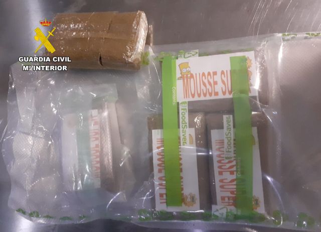 La Guardia Civil detecta una red de tráfico internacional de drogas en Murcia