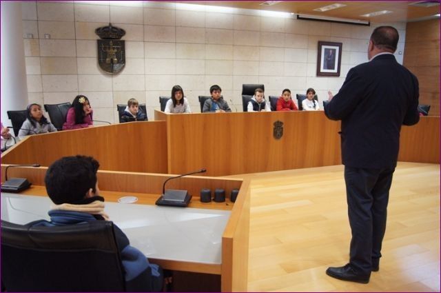 Este jueves 24 de noviembre se celebrará el primer Pleno infantil con representantes escolares elegidos por la comunidad educativa