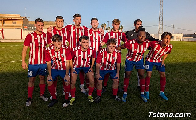 El Olímpico arrasa en casa y se consolida en el tercer puesto con una contundente victoria 4-1 ante el E.F. El Raal