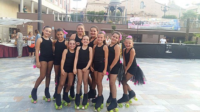 Exhibición de patinaje artístico - Club Patín Totana - Fiestas de Santiago 2017